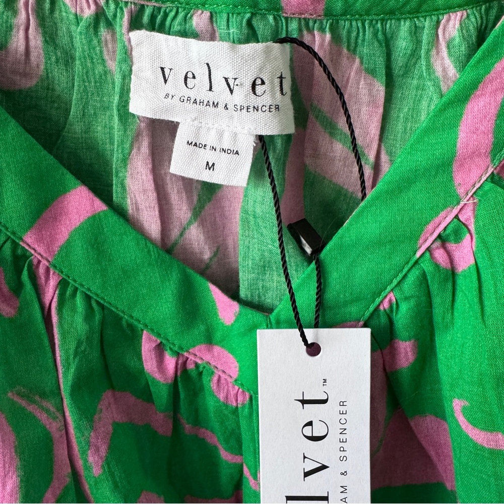 NWT Velvet Graham & Spencer Blouse Top Womens M Green Pink Boxy Cotton Sheer - Picture 3 of 4